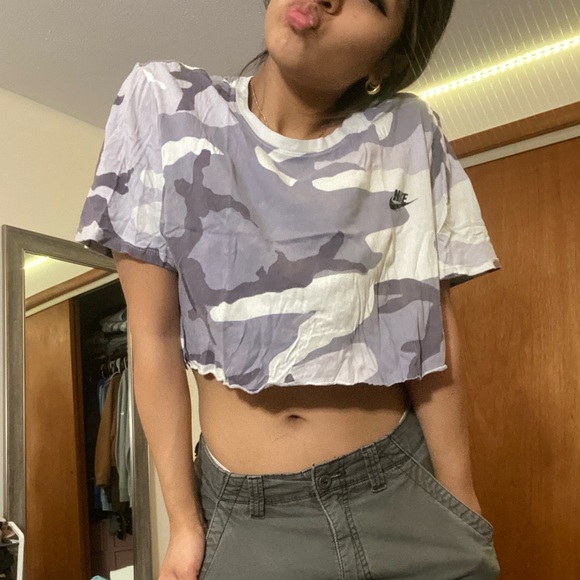 Nike camo crop tee - Picture 4 of 4